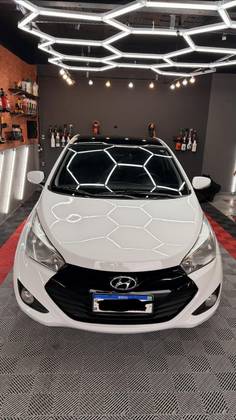 HYUNDAI HB20S 1.6 PREMIUM 16V FLEX 4P AUTOMÁTICO HYUNDAI HB20S 1.6 PREMIUM 16V FLEX 4P AUTOMÁTICO